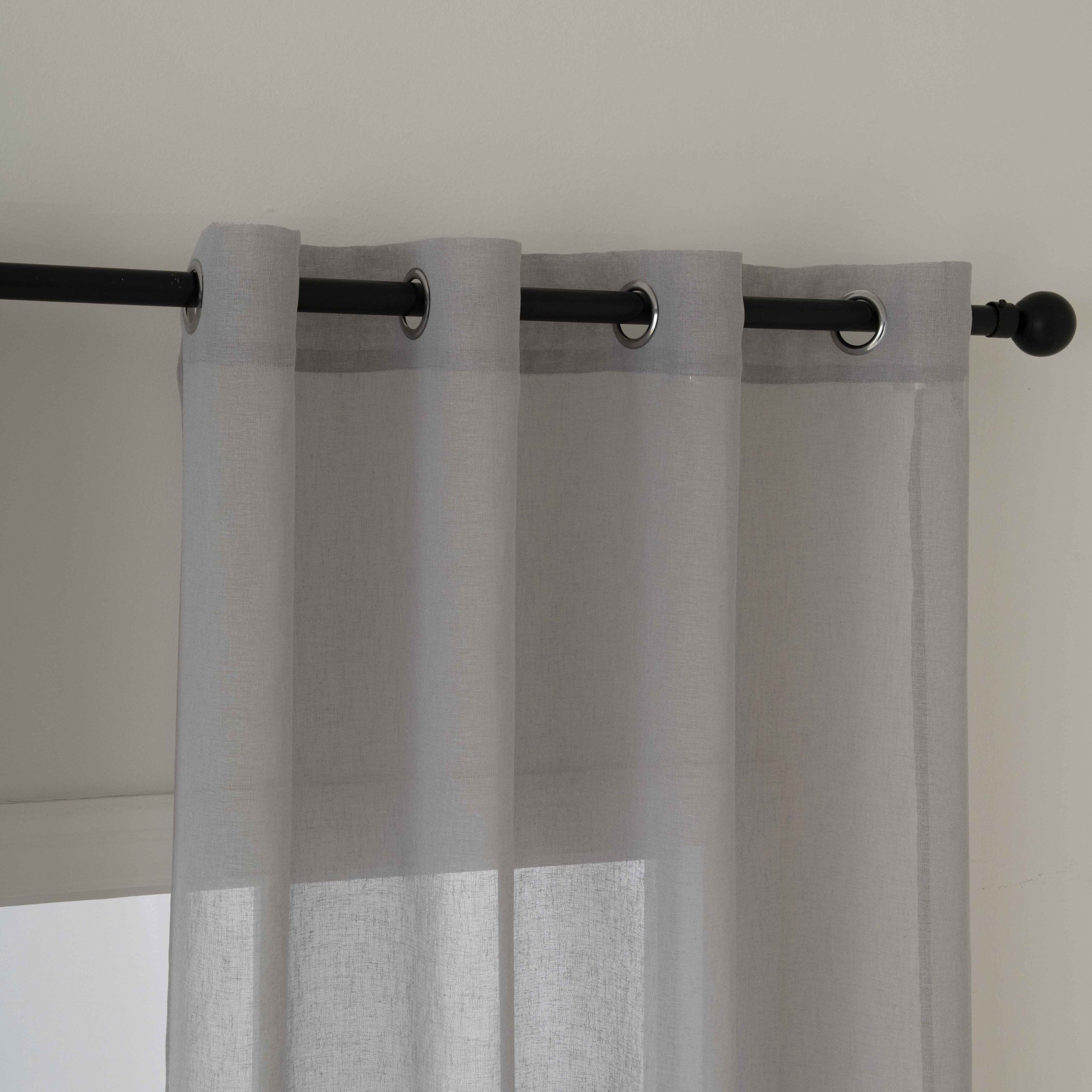 Κουρτίνα γάζα μονόχρωμη με 8 μεταλλικούς κρίκους Fit Art 8447 140x270 Γκρι 7 Κουρτίνα γάζα μονόχρωμη με 8 μεταλλικούς κρίκους Fit Art 8447 140x270 Γκρι - Image 5