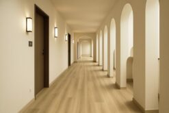 Alternative view of BASIC LVT ΒΙΝΥΛΙΚΗ ΛΩΡΙΔΑ 2mm CARAMEL OAK 9714